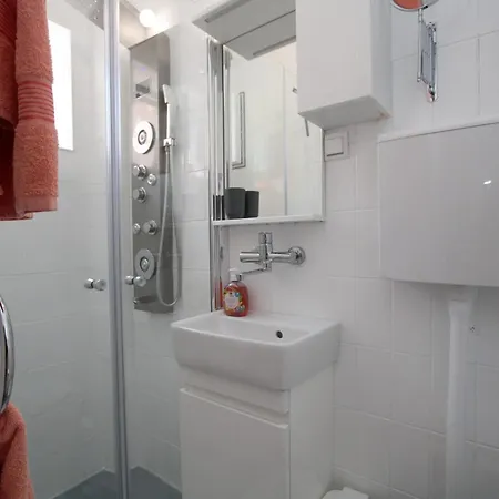 Blue Adria شقة بوريتش